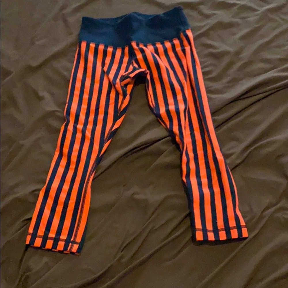 Size 4 LuLu lemon orange navy cropped pants